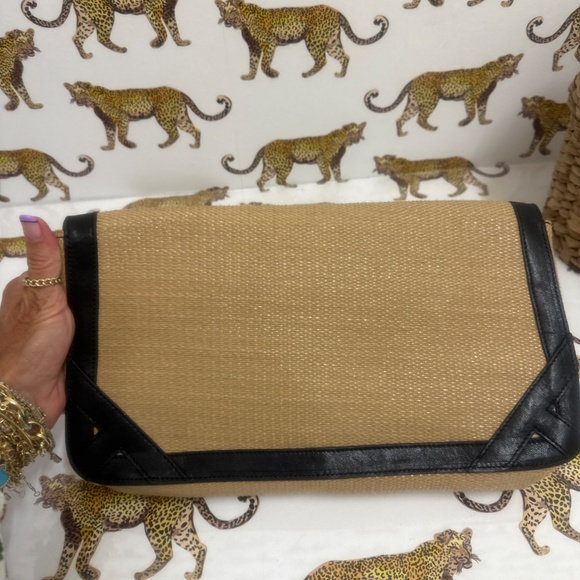 Vintage Authentic Tory Burch oversized clutch - Picture 2 of 7